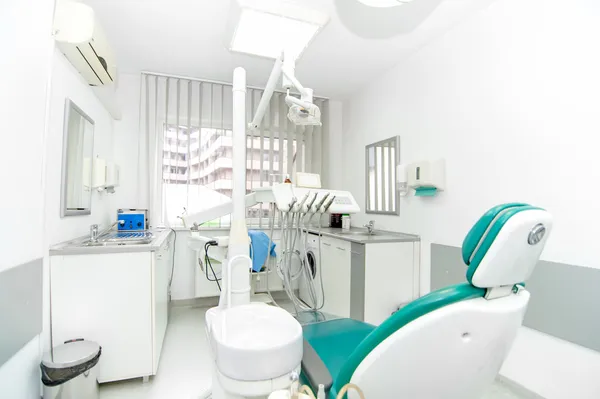 emergency dental clinic